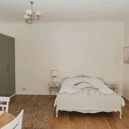 Lejlighed Dreamy High-ceiling In The Centre Pärnu