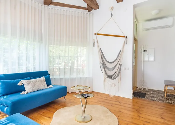 Apartment Dreamy High-ceiling In The Centre